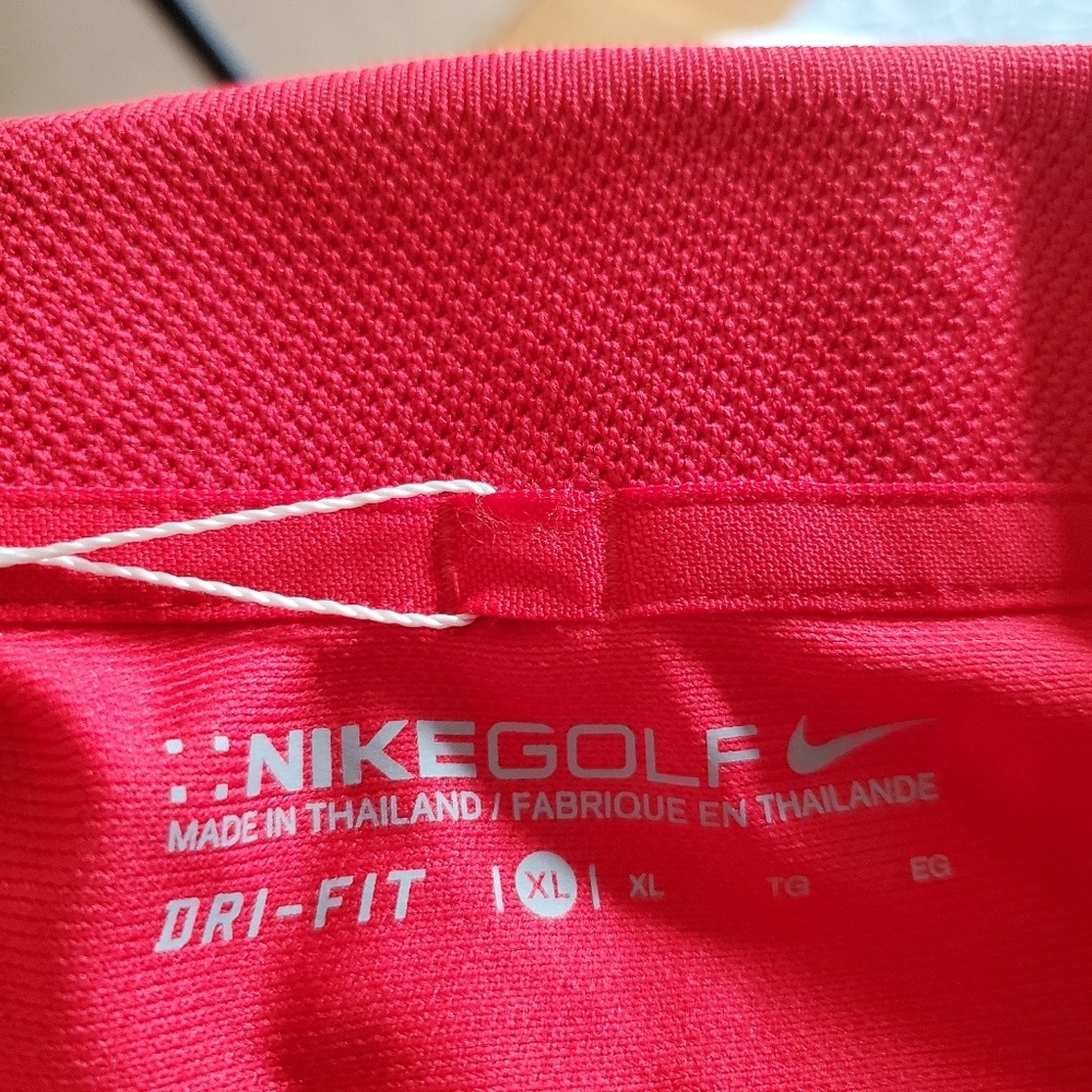 Nike Sports Men Polo Shirt - Picture 7 of 8